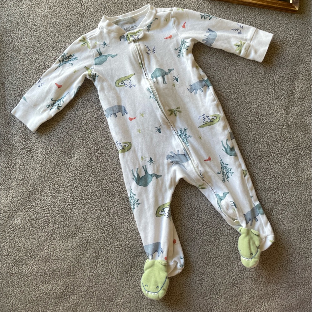 2/$10 Carters 3-6m Dinosaur Footed Footie Zip-up Pajama Outfit EUC